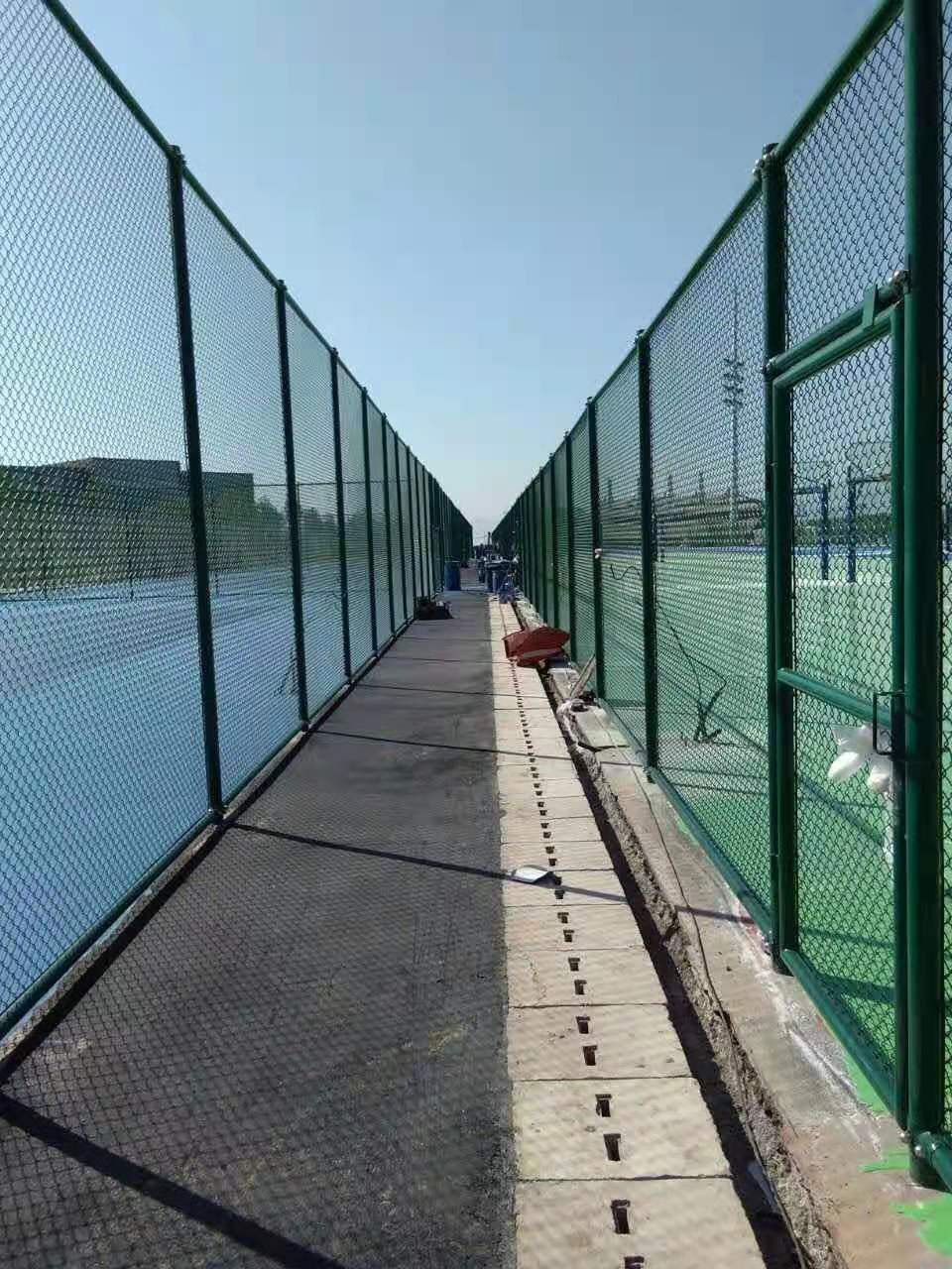 9861627171493.jpg 9861627171493.jpg